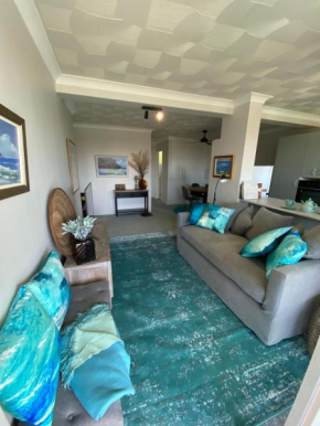 Aqua on Bribie 100 metres to Beach and Shops